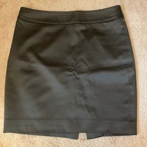 Black Satin bebe Skirt with Slit & Zipper - 00
